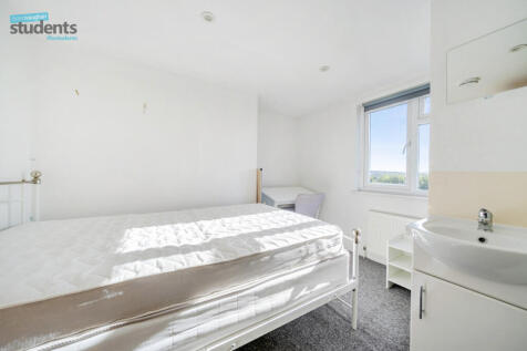 922b76d2-e98e-4d0...