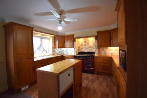 Kitchen.JPG