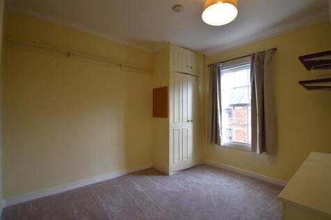 Bedroom 2.JPG