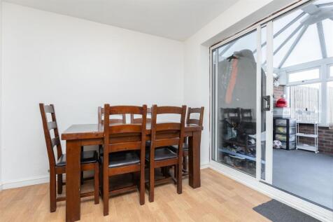 14 Mill Close-5.jpg