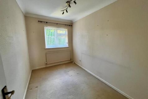 Bedroom 3.jpg