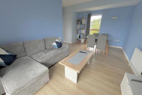 Lounge2.jpg
