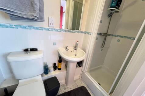 Ensuite.jpg
