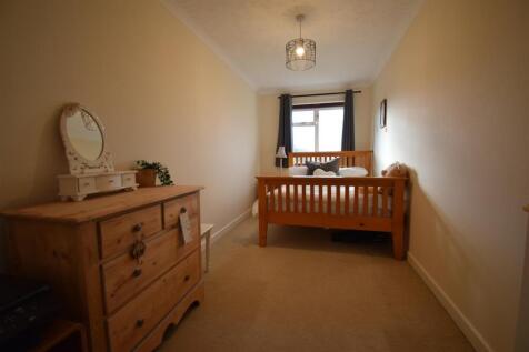 Bedroom 4.JPG