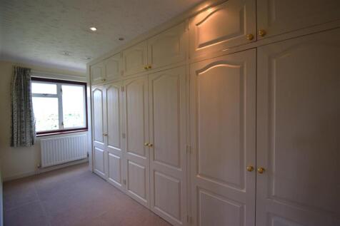 Dressing room.JPG