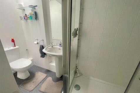 Shower.jpg