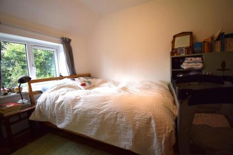 Bedroom 2.JPG