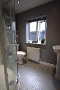 Bathroom 1.JPG