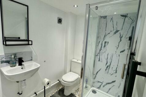 Garage Conversion En-Suite Shower Room.