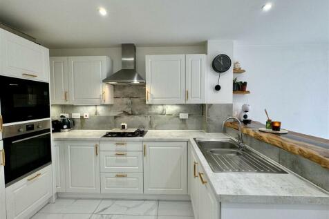 Open Plan Kitchen Dining Living Area