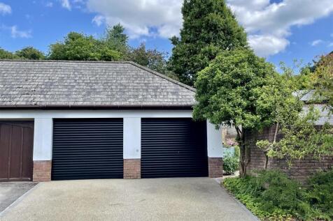 Double Garage