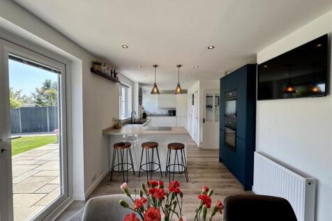 Open Plan Kitchen Dining Room