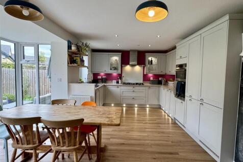 Open Plan Kitchen Dining Room