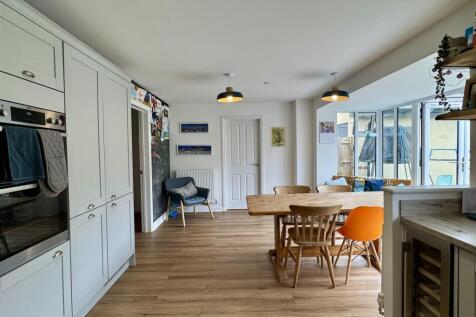 Open Plan Kitchen Dining Room