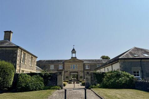 Communal Courtyard