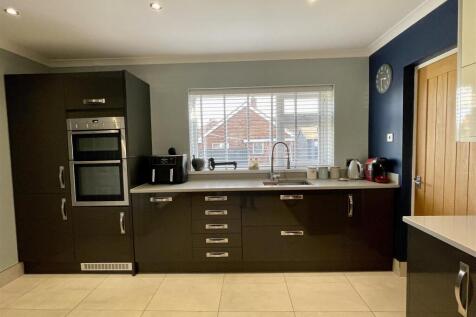 Kitchen Breakfast Room