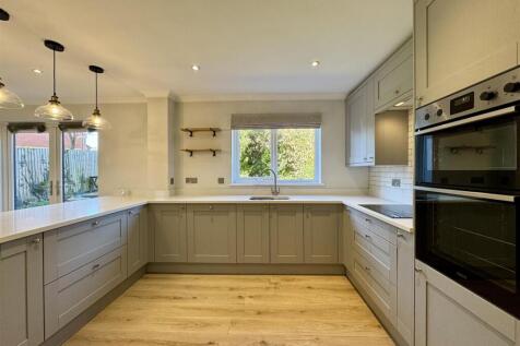 Open Plan Kitchen Dining Room