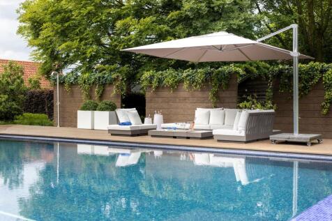 Property Image 100