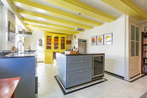 Property Image 32