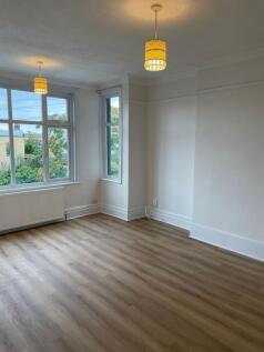 Living Room / Lounge