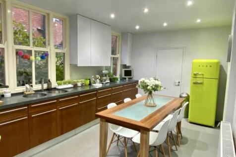 Kitchen 1