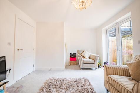 Snug-Bedroom 4