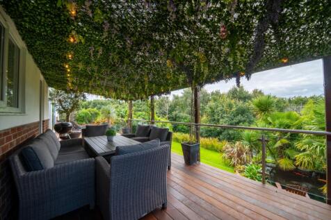 Cedar decked patio