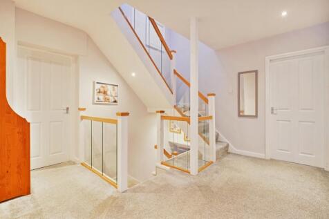 Landing and stairs to 2nd floor
