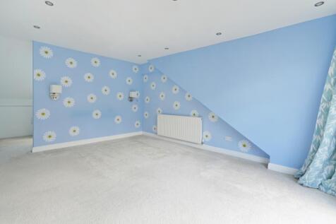 Principal bedroom