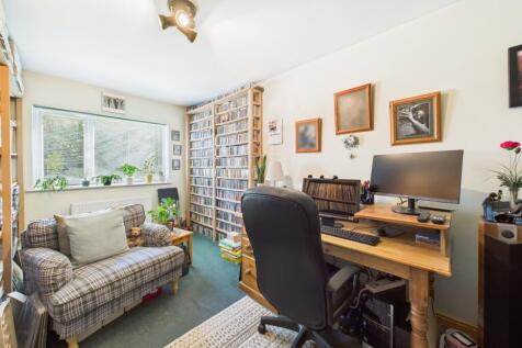 Snug Music Room