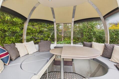 Garden Pod
