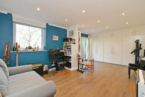 Bedroom Four - Additional Reception