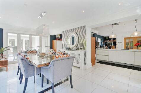 Kitchen-Dining Room-Family Room