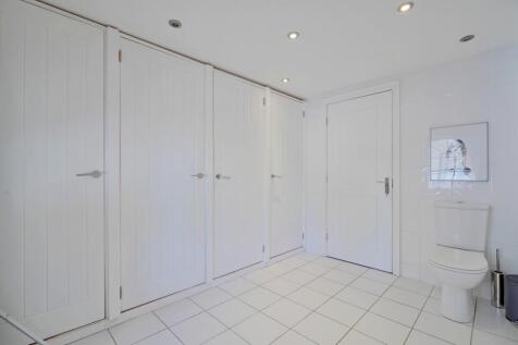 Annexe Laundry Room