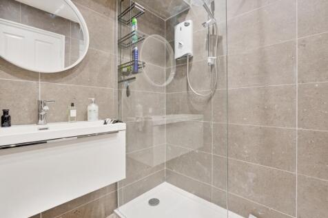 Bedroom 2 En-Suite