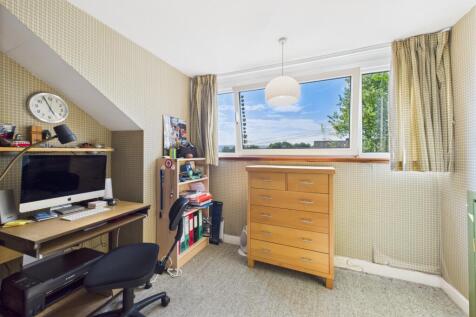 Primary Bedroom Dressing Room-Office