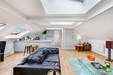 Living Room/Kitchen