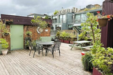 64 Great Eastern Street London EC2A 3DR  roof te