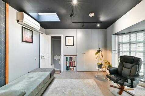 12a Agyle Walk London WC1H 8HA  internal 3.jpg