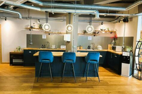64 Great Eastern Street ground floor reception 1.jpg