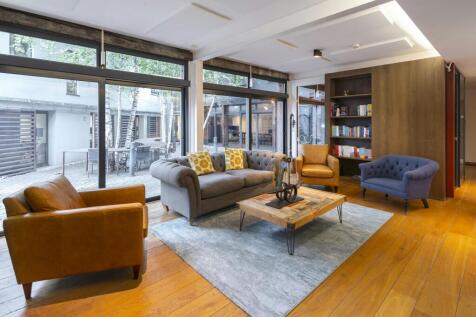 The Mews 1a Birkenhead Street London WC1H 8BA  library.jpg