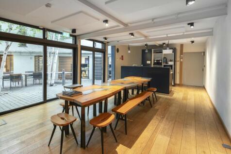 The Mews 1a Birkenhead Street London WC1H 8BA  kitchen.jpg