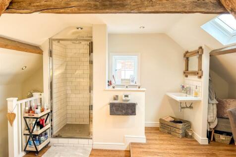 TOP FLOOR MASTER BEDROOM