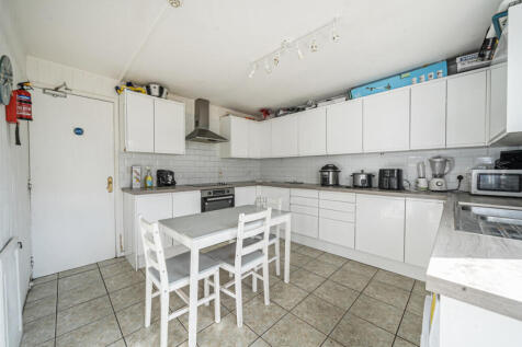 1358324-8-68d5430...