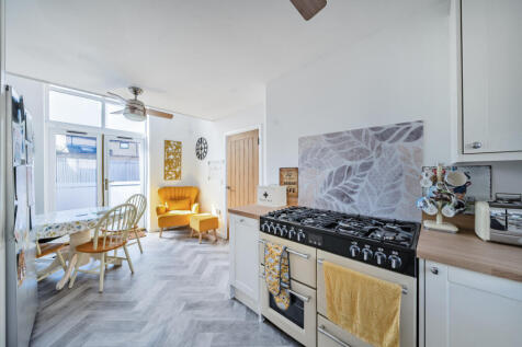 23-68230ab2ccd63-...