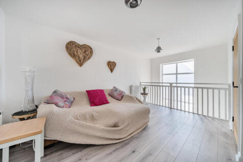 6-682309d1d658c-1...