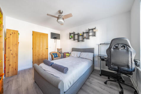 9-682309e47562b-1...