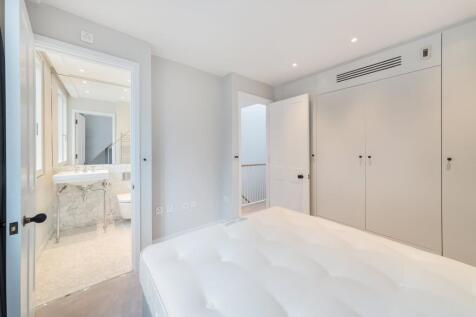 71 Cadogan Lane  (15