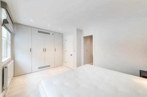 71 Cadogan Lane  (20