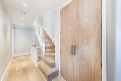 71 Cadogan Lane  (21